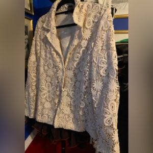 Lace Blazer L So pretty!